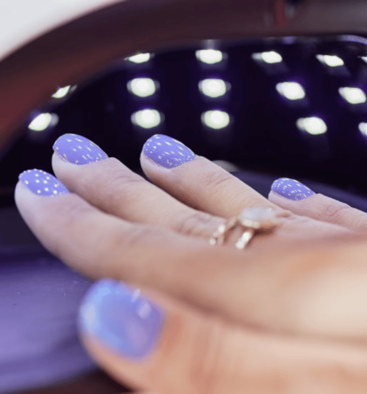 <span>02</span> Gel Mani (w/Gel Polish)